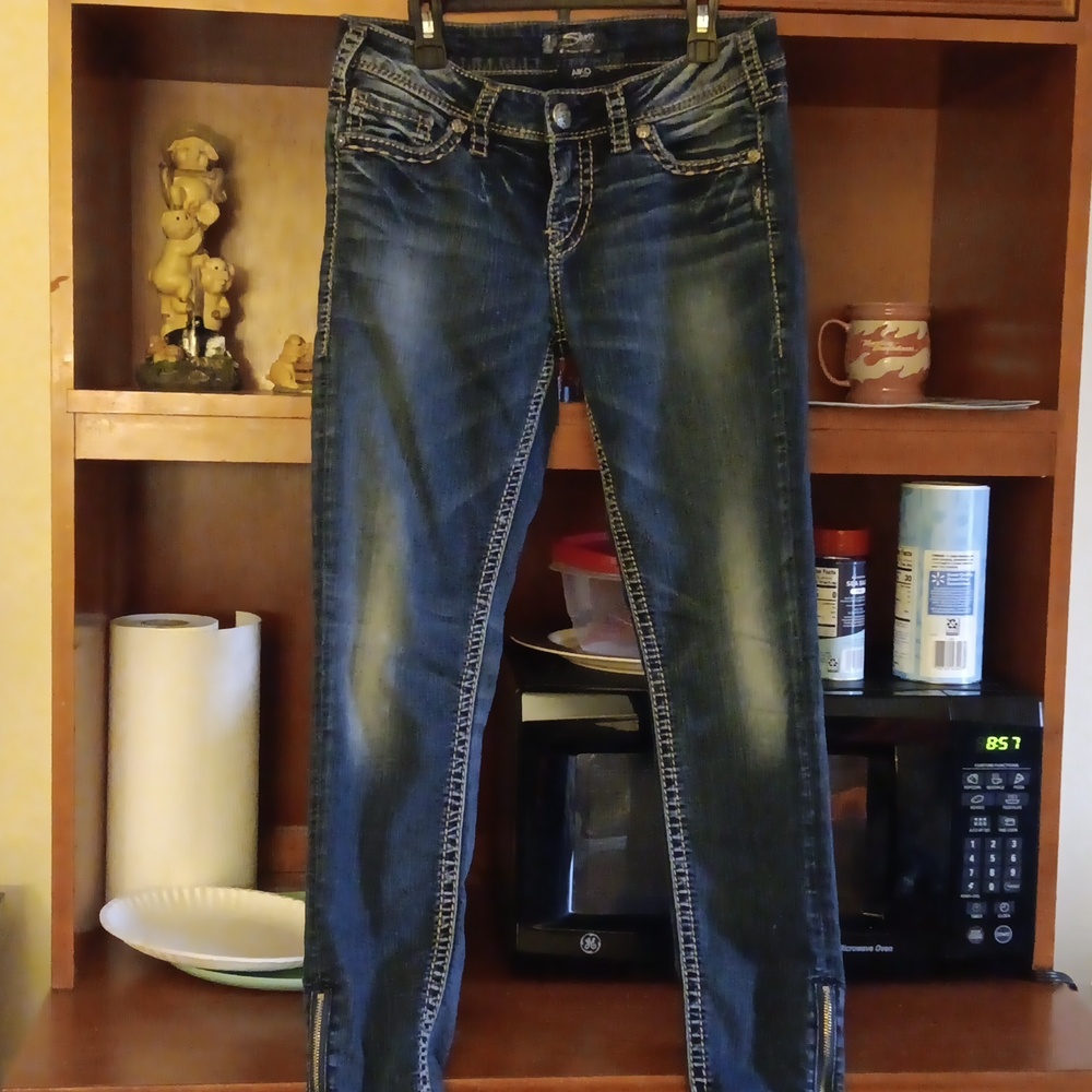 Silver Jeans Aiko size 28 length 29